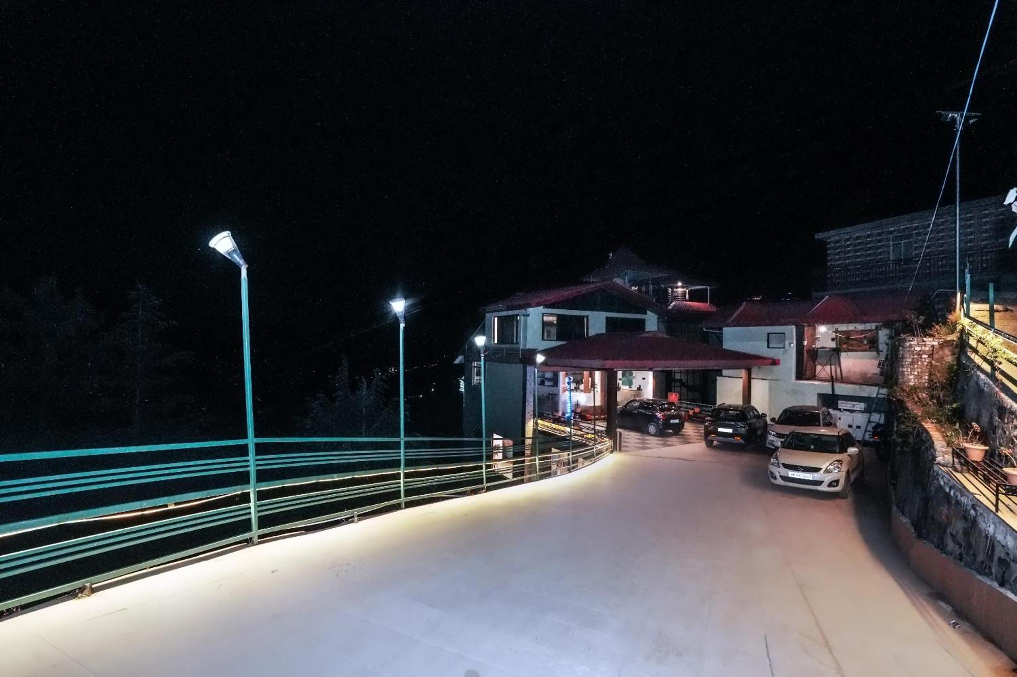 Aachman Nature Valley Resort Mashobra By Naina Staycation- Private Parking - Balcony And Valley View Rooms Shimla Exteriör bild