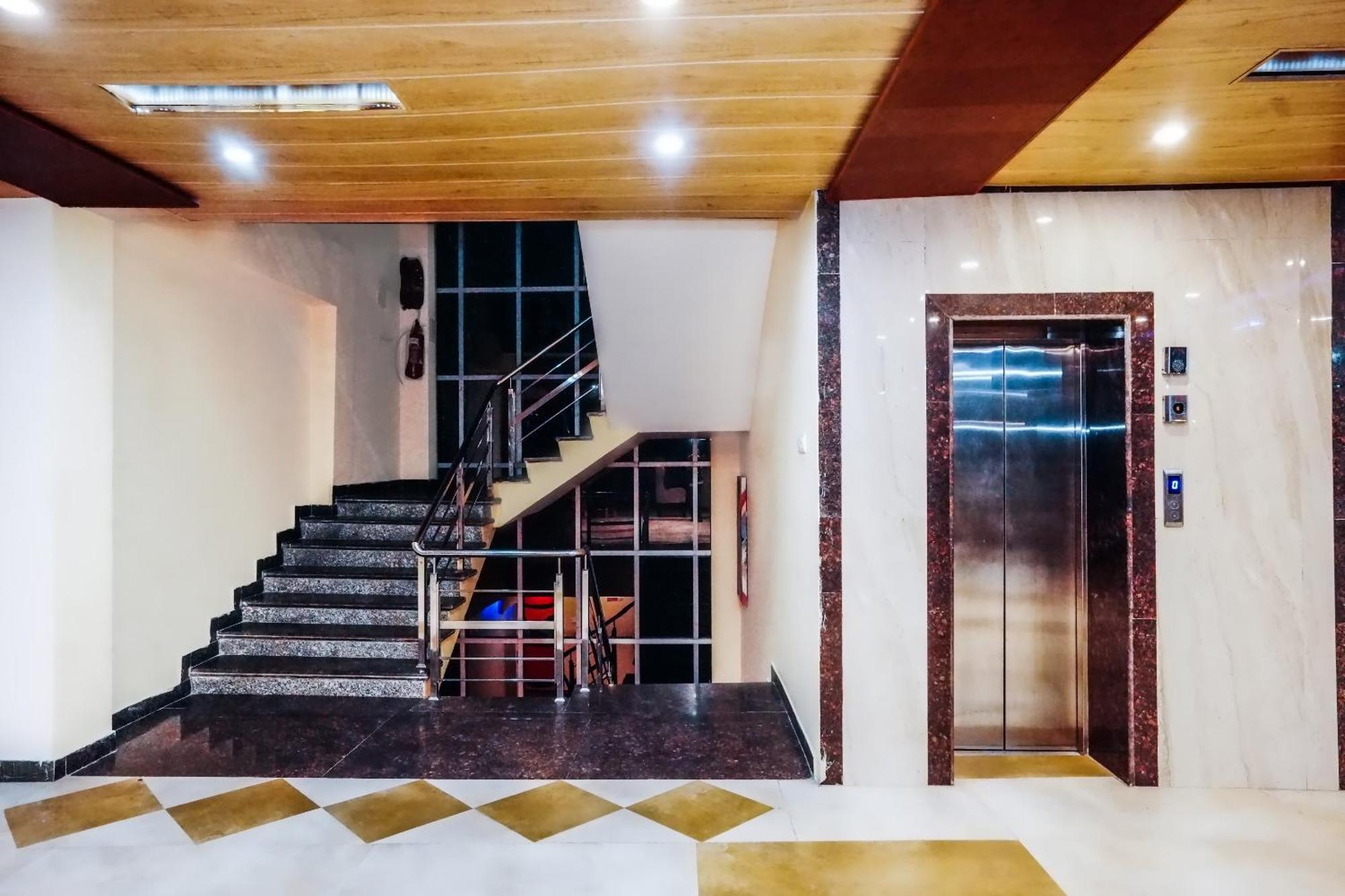 Aachman Nature Valley Resort Mashobra By Naina Staycation- Private Parking - Balcony And Valley View Rooms Shimla Exteriör bild