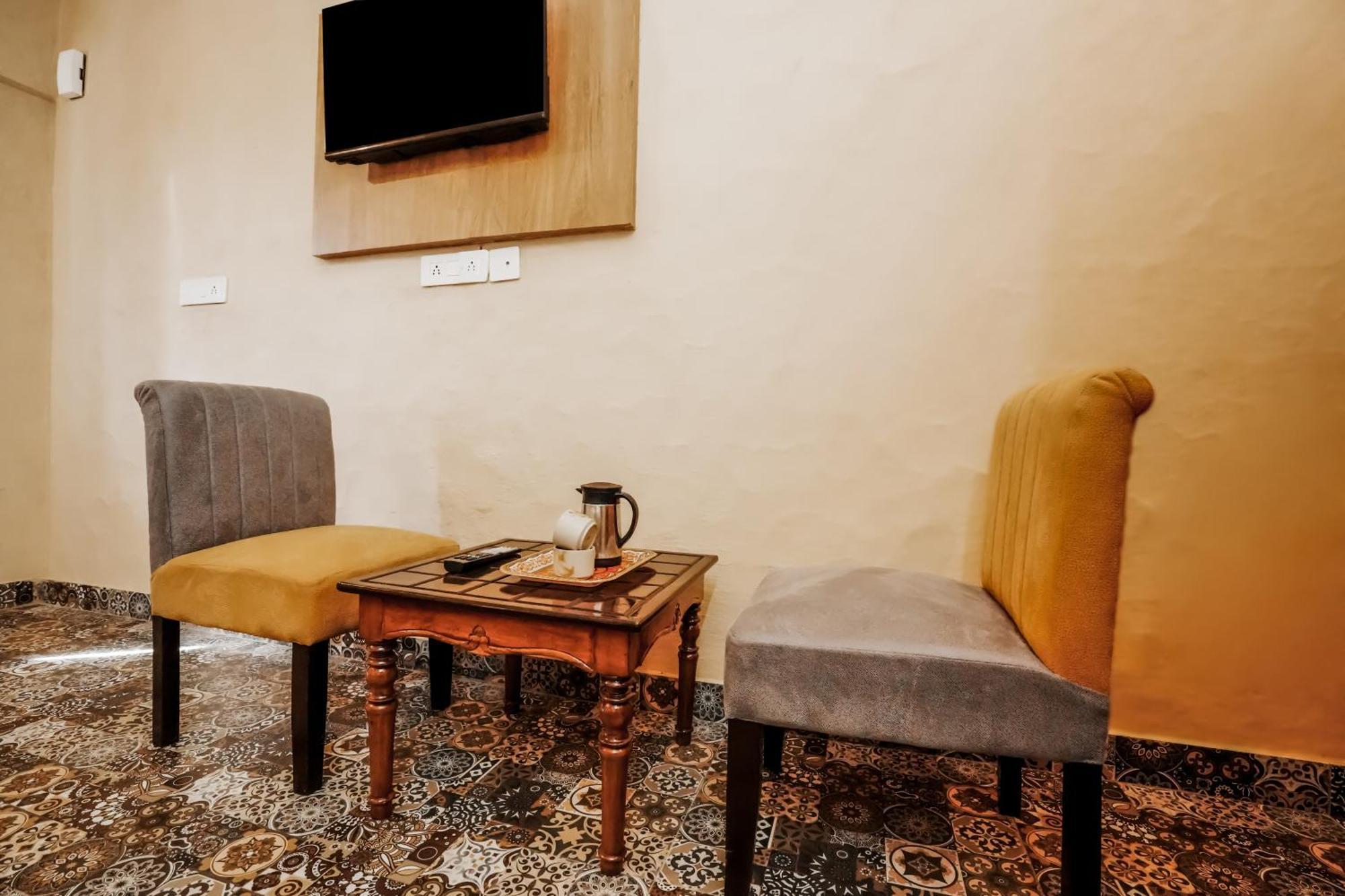 Aachman Nature Valley Resort Mashobra By Naina Staycation- Private Parking - Balcony And Valley View Rooms Shimla Exteriör bild
