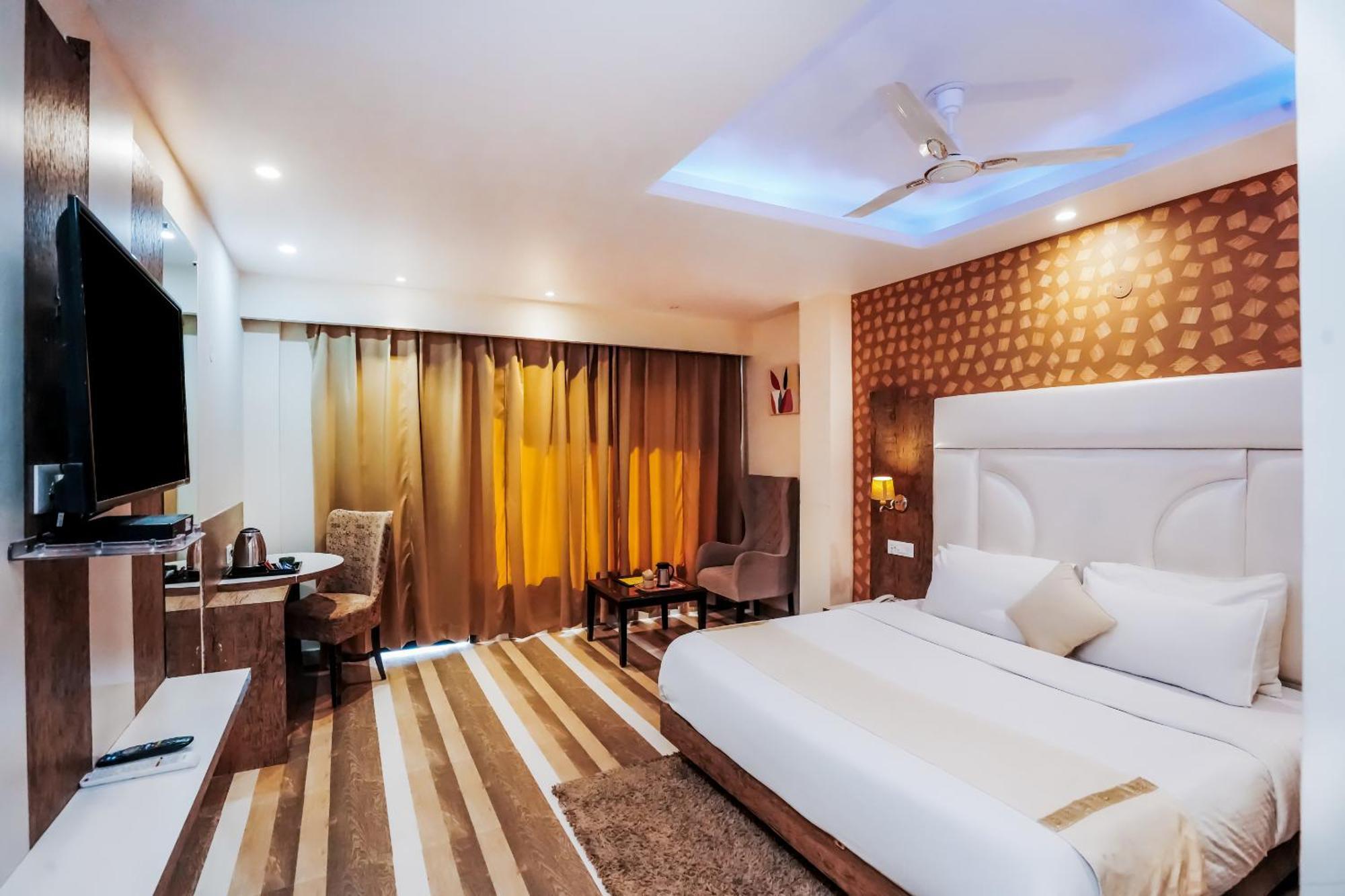 Aachman Nature Valley Resort Mashobra By Naina Staycation- Private Parking - Balcony And Valley View Rooms Shimla Exteriör bild
