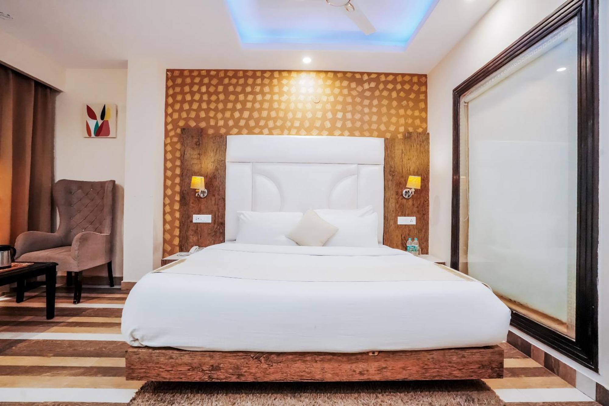 Aachman Nature Valley Resort Mashobra By Naina Staycation- Private Parking - Balcony And Valley View Rooms Shimla Exteriör bild