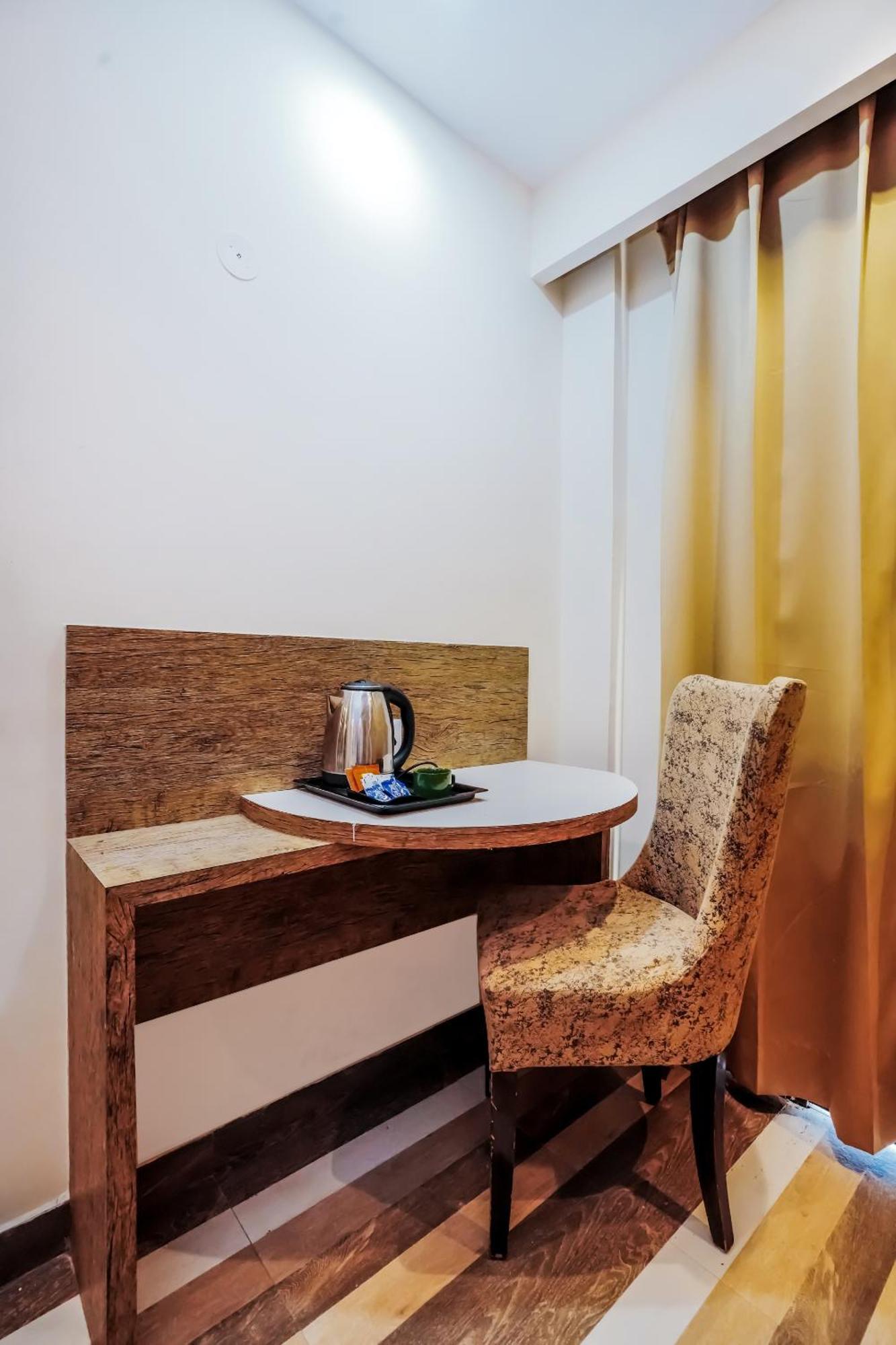 Aachman Nature Valley Resort Mashobra By Naina Staycation- Private Parking - Balcony And Valley View Rooms Shimla Exteriör bild